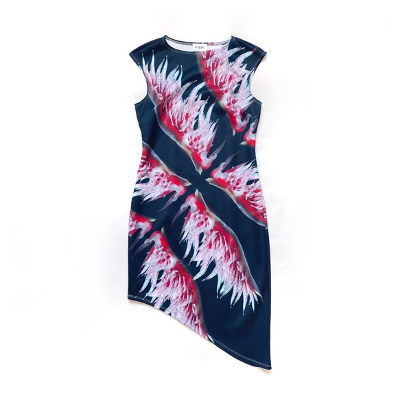 Oceania Nudibranch black and red printed asymmetric dress - Picture 1 of 7